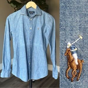 Polo Ralph Lauren Women’s Slim Fit Size 2 Light Blue Casual Button Down Shirt